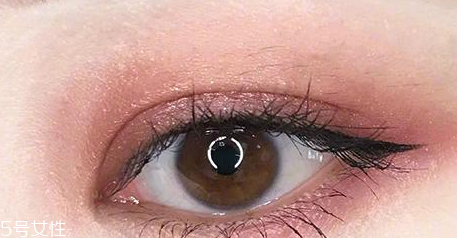 萬圣節(jié)喪尸眼妝怎么畫？萬圣節(jié)喪尸眼妝教程