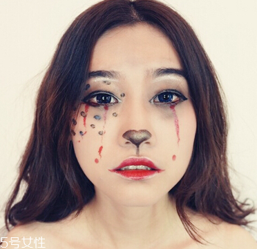 萬圣節(jié)蜘蛛眼妝怎么畫？2款蜘蛛眼妝詳細(xì)步驟