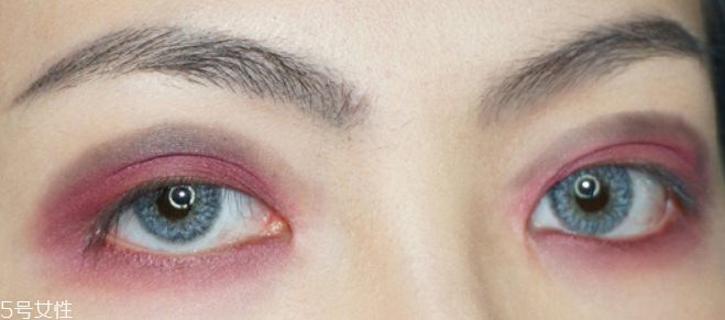 萬圣節(jié)蜘蛛眼妝怎么畫？2款蜘蛛眼妝詳細(xì)步驟