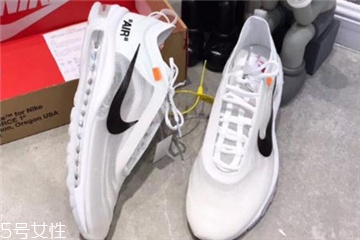 氣墊鞋為什么這么貴？為什么帶氣墊的鞋貴？