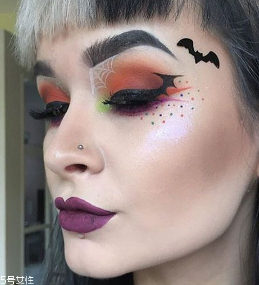 萬圣節(jié)蝙蝠眼妝怎么畫？超簡(jiǎn)單的蝙蝠眼妝畫法