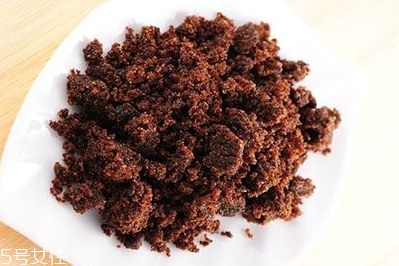 紅糖面膜用什么紅糖最好？用紅糖怎么敷臉美白？