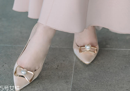 今年流行什么單鞋？今年最火的單鞋款式