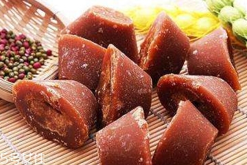 紅糖面膜可以去黑頭嗎？紅糖面膜加什么去黑頭？