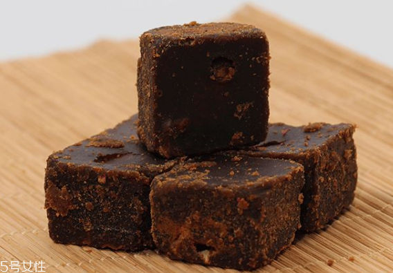 紅糖面膜可以去黑頭嗎？紅糖面膜加什么去黑頭？