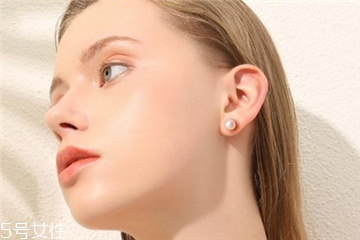 2022年流行什么款式的耳環(huán)？2022耳環(huán)流行趨勢