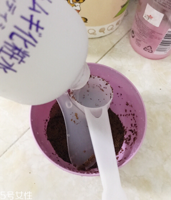 海藻面膜要洗嗎？海藻面膜敷完要洗臉嗎？