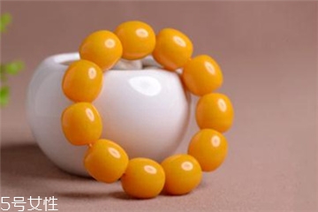 蜜蠟手串怎么盤？蜜蠟手串盤玩技巧