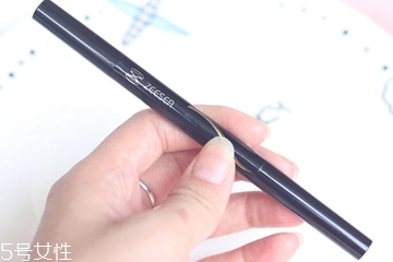 zeesea眉筆怎么樣？zeesea眉筆好上色嗎？