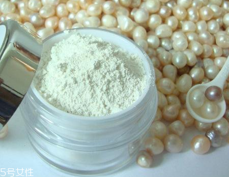 珍珠粉可以洗澡嗎？珍珠粉洗澡能去雞皮嗎？