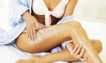 洗澡后身體乳什么時(shí)間涂？身體乳涂晚了會(huì)怎樣？