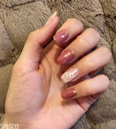 美甲跳色什么意思？美甲跳色有什么作用？