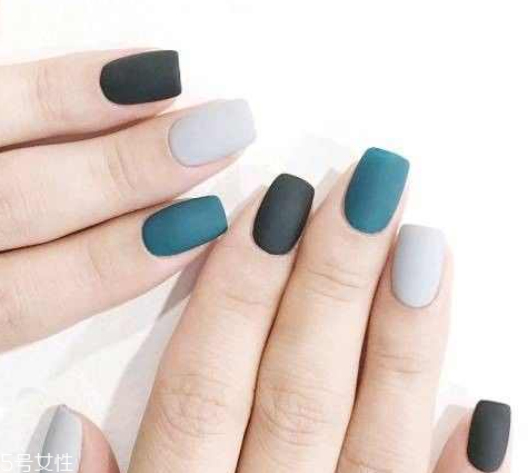 美甲跳色什么意思？美甲跳色有什么作用？