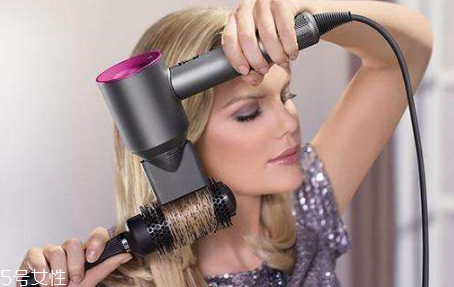 戴森吹風(fēng)機(jī)是哪個國家的 戴森吹風(fēng)機(jī)真假對比 戴森吹風(fēng)機(jī)是哪個國家的 戴森吹風(fēng)機(jī)真假對比