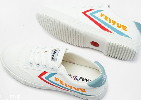 國(guó)產(chǎn)帆布鞋什么牌子好？國(guó)產(chǎn)帆布鞋品牌推薦