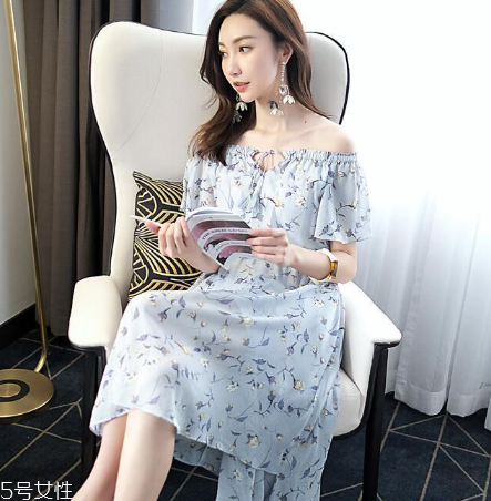 荷葉邊連衣裙怎么搭配？荷葉邊連衣裙搭配圖片