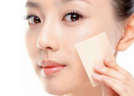 吸油紙會吸走防曬霜嗎？吸油紙會將水分帶走嗎？