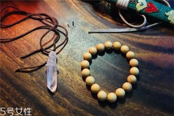 崖柏手串可以用水洗嗎？崖柏手串水洗有影響嗎？