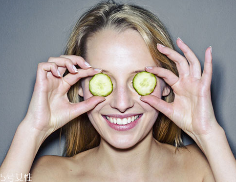 黃瓜敷臉后要用護膚品嗎？