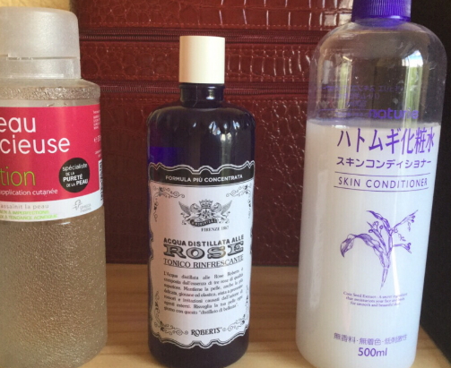 玫瑰水和薏仁水哪個好？玫瑰水和薏仁水對比