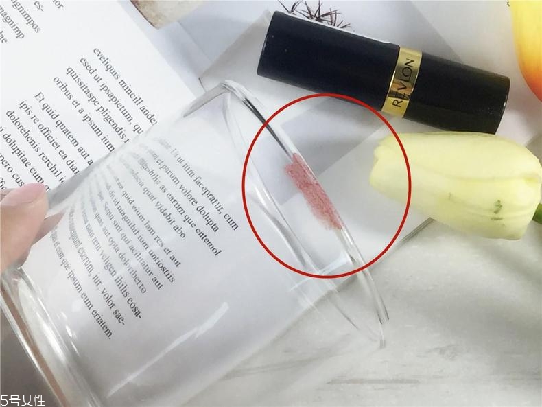 露華濃525是什么色？露華濃525適合黃皮嗎？