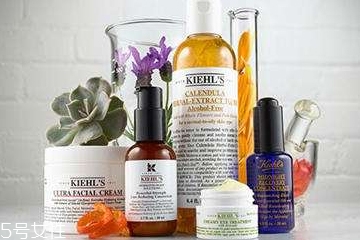 夏天出汗怎么補妝？夏天出汗教科書般補妝步驟