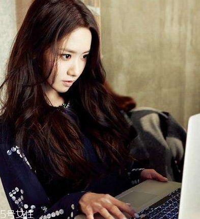 燙發(fā)是不是越洗越好看？燙發(fā)后會(huì)越洗越自然嗎？