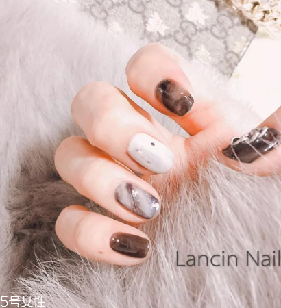 2018海邊度假美甲圖片 度假風(fēng)美甲讓心情美到冒泡 2018海邊度假美甲圖片 度假風(fēng)美甲讓心情美到冒泡