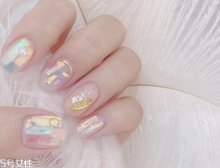 2022夏季最新美甲圖片 ins美甲讓你輕松降溫5度 2022夏季最新美甲圖片 ins美甲讓你輕松降溫5度