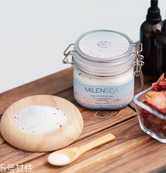 洗澡能減肥嗎？洗澡減肉肉的3種方法