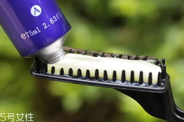 漂染頭發(fā)多少錢？含漂發(fā)和染發(fā)兩個(gè)項(xiàng)目