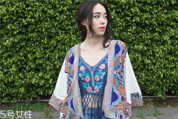 平胸女生夏天穿什么？平胸也能穿出高級感