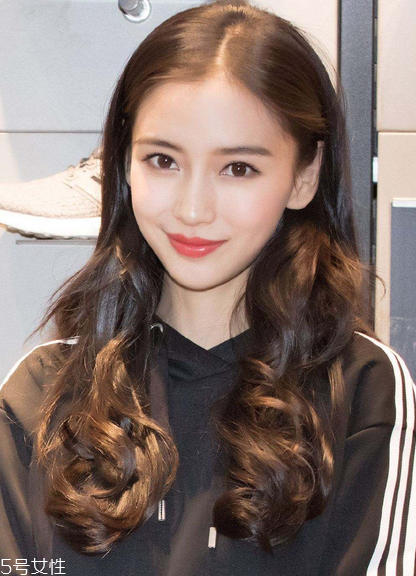 燙發(fā)每天必須打理嗎？燙發(fā)簡易打理方法