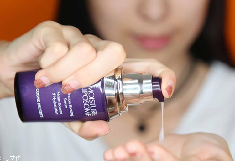 精華液有必要用嗎？精華液有什么作用和功效？