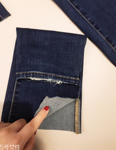舊牛仔褲怎么改好看？只需幾步立馬變身時尚褲子