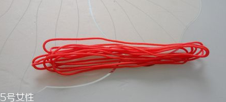 流蘇掛件怎么做？自制流蘇掛件讓家多點(diǎn)文藝風(fēng)