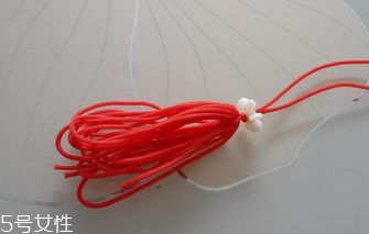 流蘇掛件怎么做？自制流蘇掛件讓家多點(diǎn)文藝風(fēng)