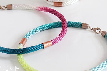手工手環(huán)怎么做？棉繩手環(huán)的簡單做法