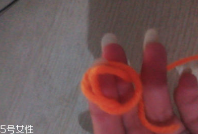 手工手環(huán)怎么做？棉繩手環(huán)的簡單做法