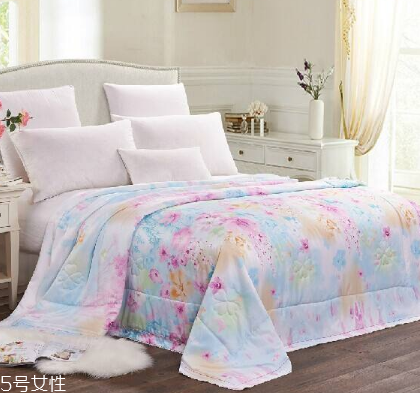 空調(diào)被填充物哪種好？填充物選擇很重要