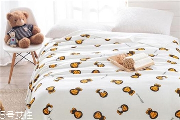 空調(diào)被填充物哪種好？填充物選擇很重要