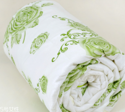 空調(diào)被一般幾斤重？不同填充物重量不同