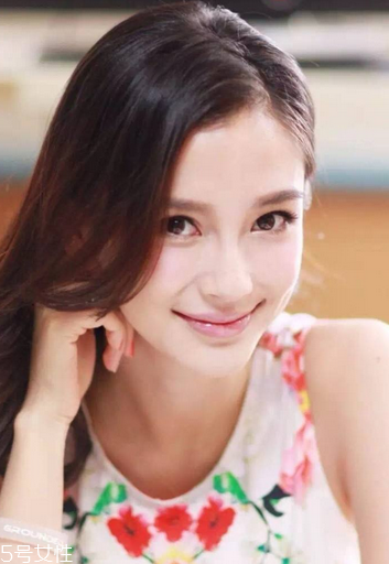 染發(fā)好看還是黑發(fā)好看？適合自己才最美