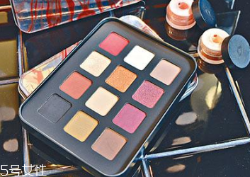 下眼影用什么顏色好看？下眼影適合什么色系？