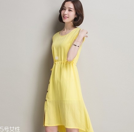 棉麻長裙子怎么搭配？文藝妹紙都這樣穿