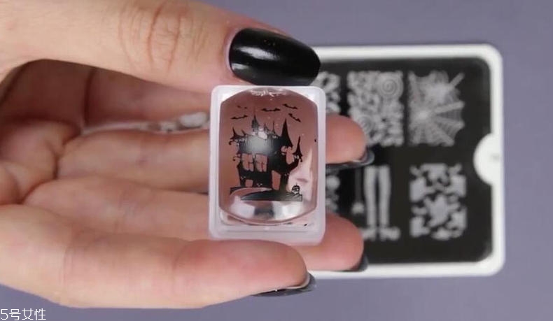 萬圣節(jié)女巫美甲教程 零基礎也可以畫很美