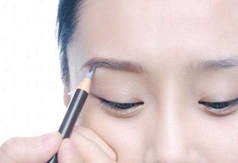 混血妝容怎么畫圖解 10個(gè)步驟完成 混血妝容怎么畫圖解 10個(gè)步驟完成