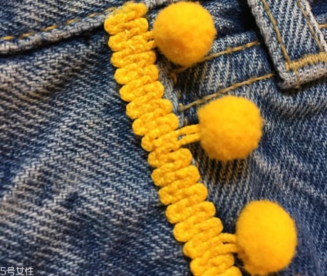 舊牛仔褲怎么改好看？只需幾步立馬變身時尚褲子