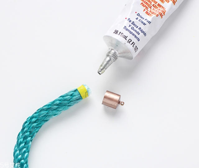 手工手環(huán)怎么做？棉繩手環(huán)的簡單做法