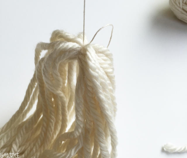 流蘇掛件怎么做？自制流蘇掛件讓家多點(diǎn)文藝風(fēng)